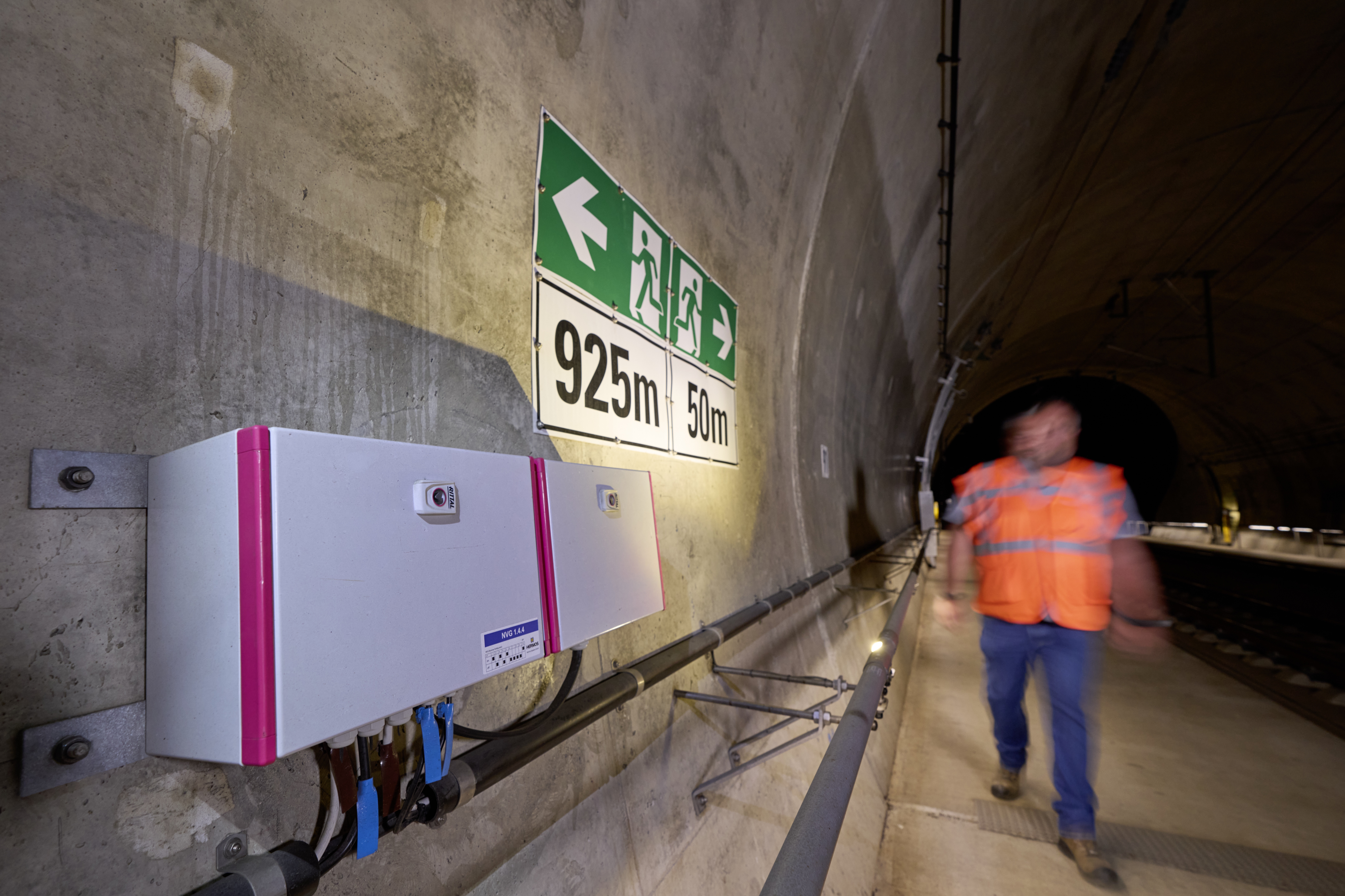 Choosing the Perfect Outdoor Enclosure: Protection Against Vandalism