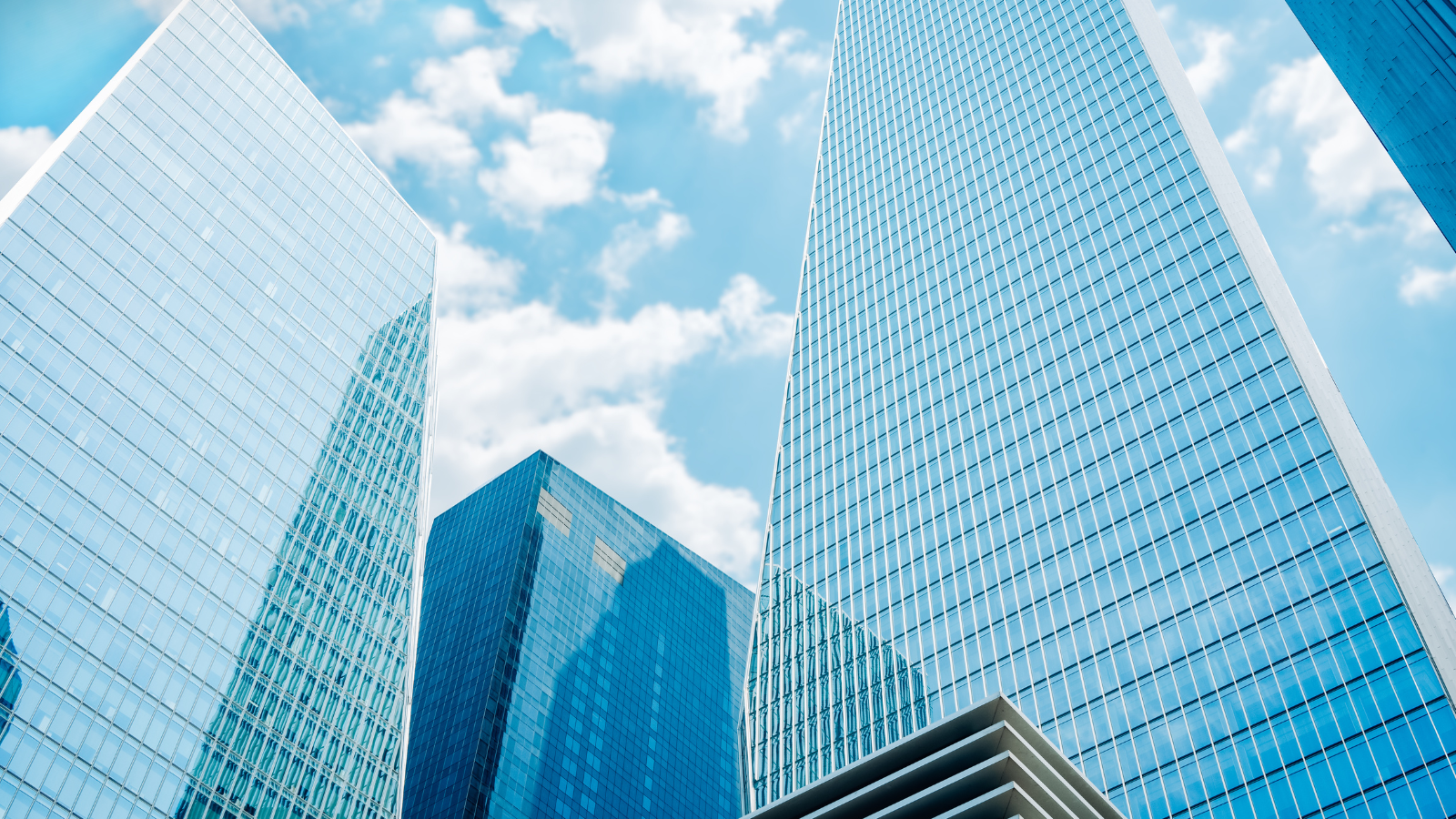 Why Choosing High-Quality Server Racks is Important